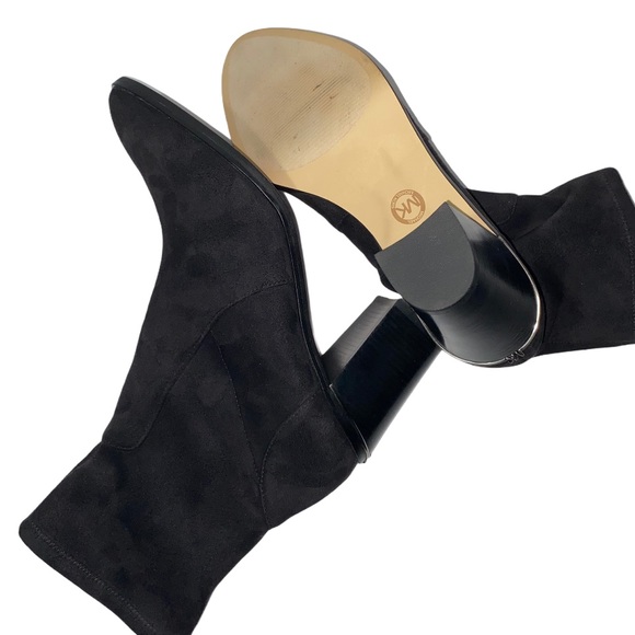 NEW MICHAEL Michael Kors Women's Chase Ankle Boot 9 Black - Picture 7 of 16